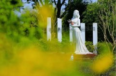 陵园雕塑：：从原始信仰到现代纪念的演变